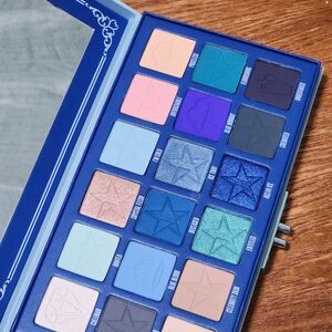 Jeffree Star Blue Blood Artistry Palette